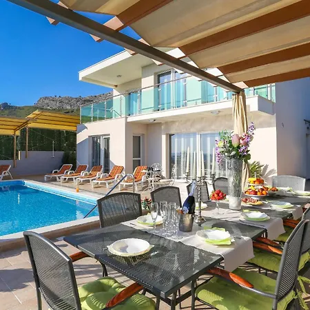 Hébergement de vacances Luxurious In Kučine